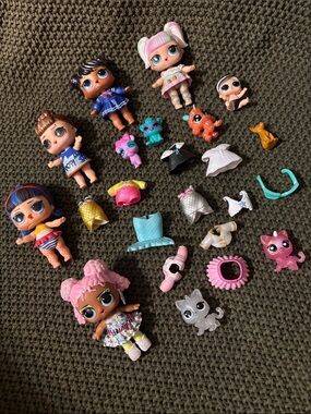 Lol Surprise Dolls and Pets with Accessories Bundle